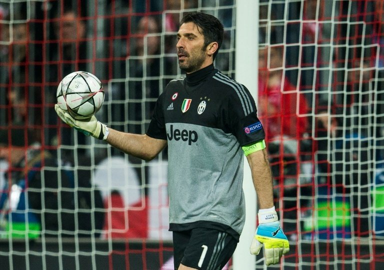 Four minutes to go for record-chasing Buffon