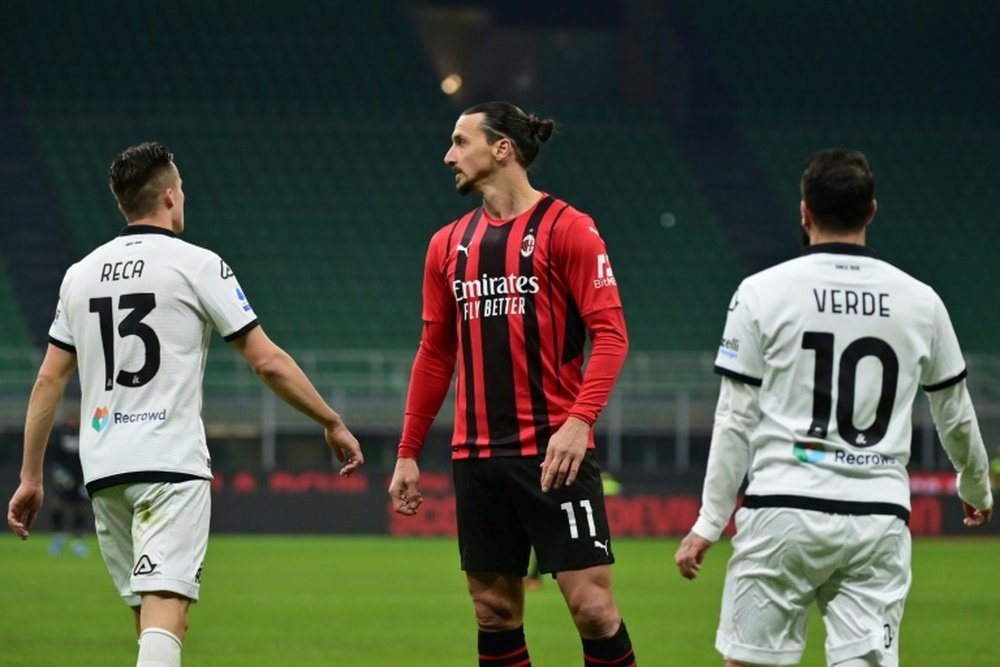 El árbitro que impidió la victoria del Milan se enfrenta a una dura sanción. AFP