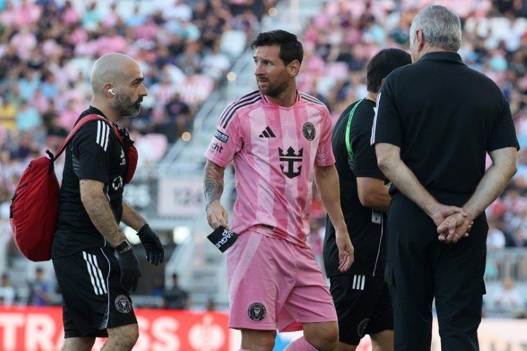 Messi souffre d'une légère blessure musculaire