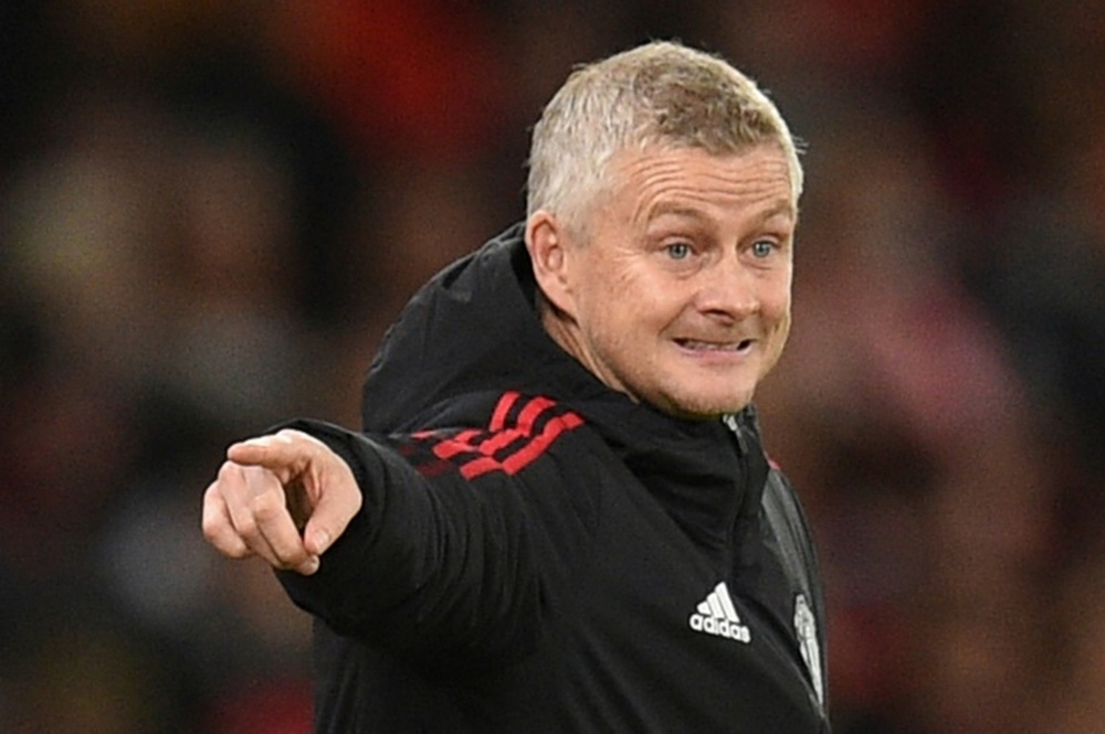 Ole Gunnar Solskjaer donne des instructions pendant un match. AFP