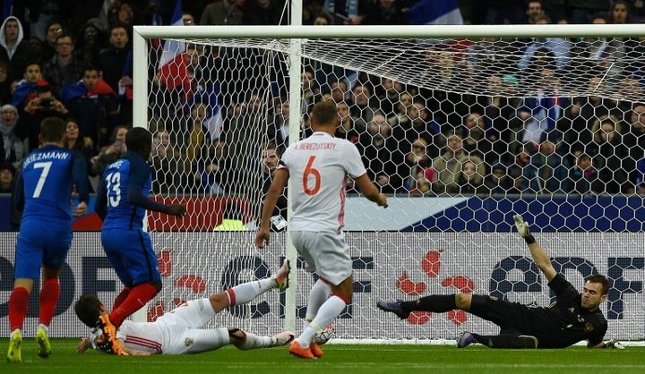 Kante sparks impressive France in friendly victory