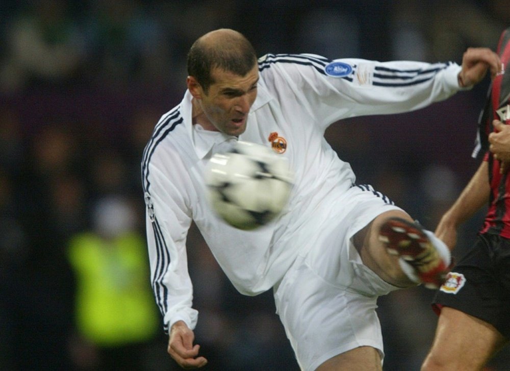 18 ans de la 'Novena' et du chef d'oeuvre de Zidane. AFP