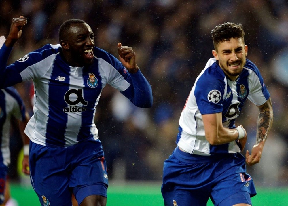 Porto veut prolonger Alex Telles. AFP