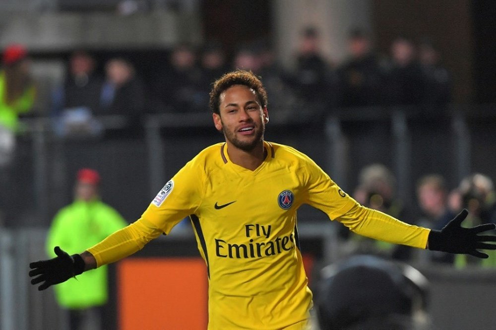 Neymar toujours dans le coup ! AFP