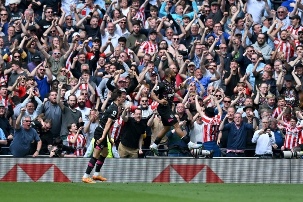 Battu par Brentford, Tottenham s'éloigne de l'Europe. AFP