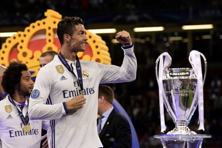 Cristiano Ronaldo: El niño que soñó con ser campeón.: De Madeira a la  Magnificencia: Una historia de Pasión, Perseverancia y Prestigio. (Spanish