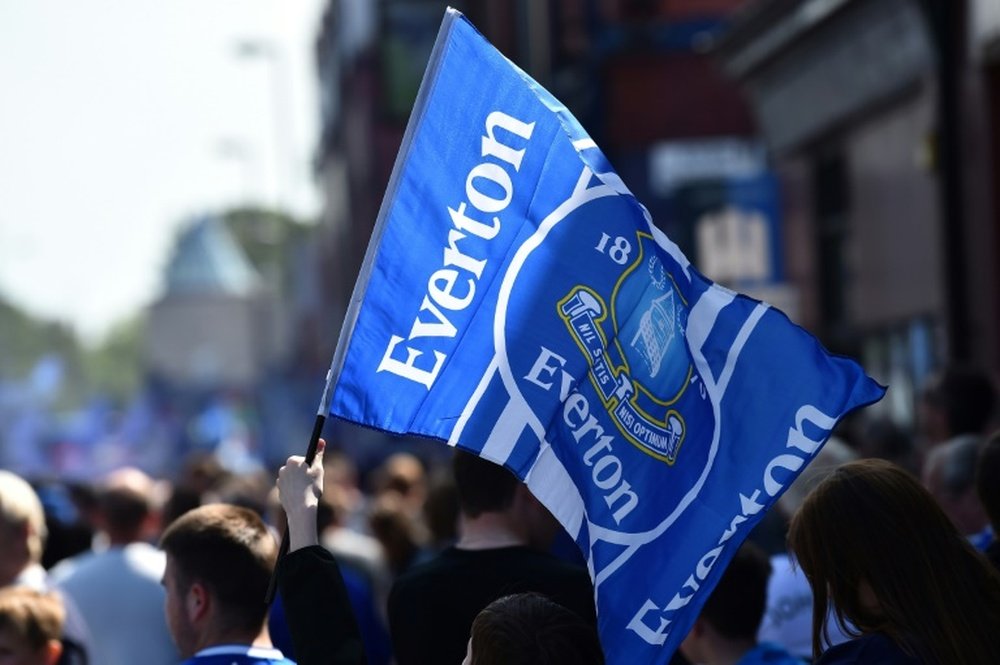 Burnley, Leeds y Leicester demandarán al Everton por 342 millones. AFP