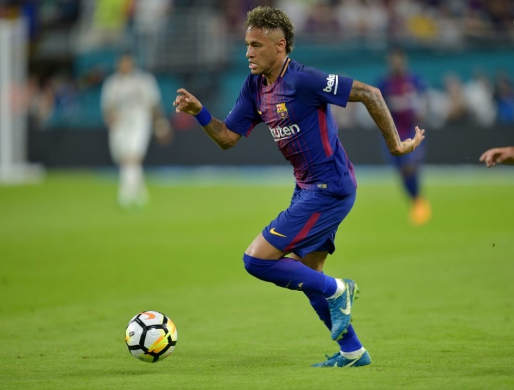 Neymar podría pasar las pruebas médicas cuando regrese de China. AFP