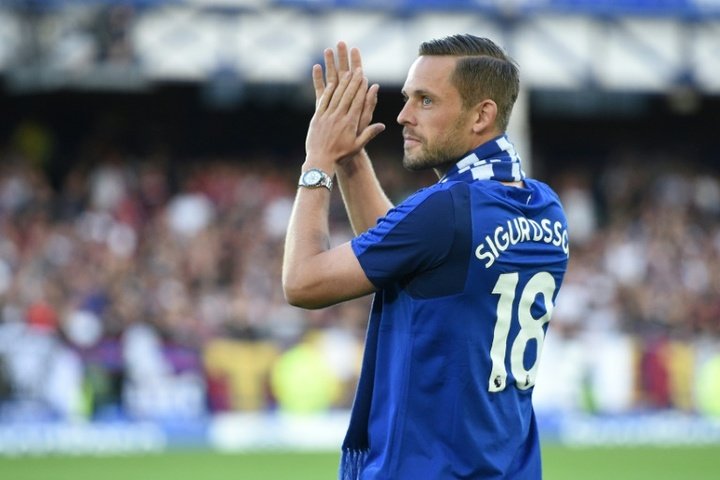 Sigurdsson cements Europa League berth for Everton