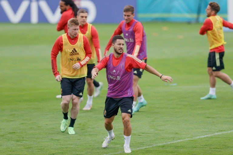 Swiss eye Spain scalp as Belgium sweat on De Bruyne and Hazard