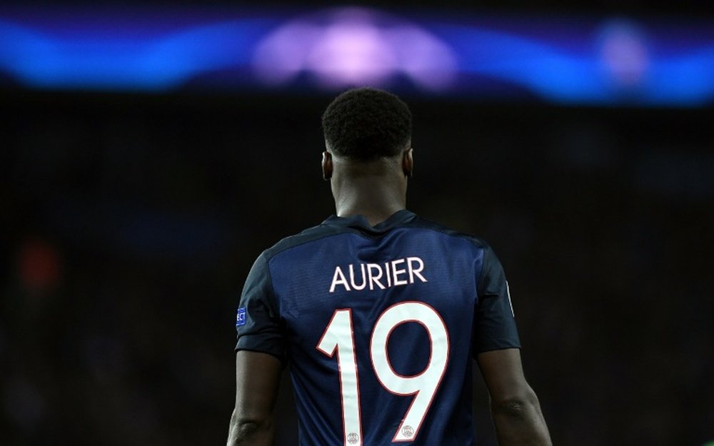 Serge Aurier es uno de los objetivos del City y del Manchester United. AFP