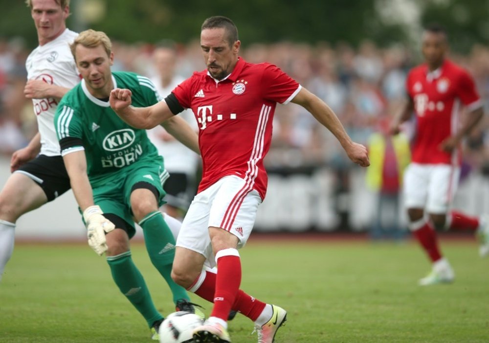 Bayern Munich's Franck Ribery (R). AFP