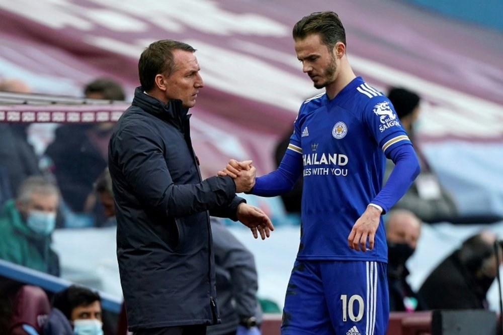 O Leicester vê-se obrigado a pôr um preço de saída a Maddison.AFP