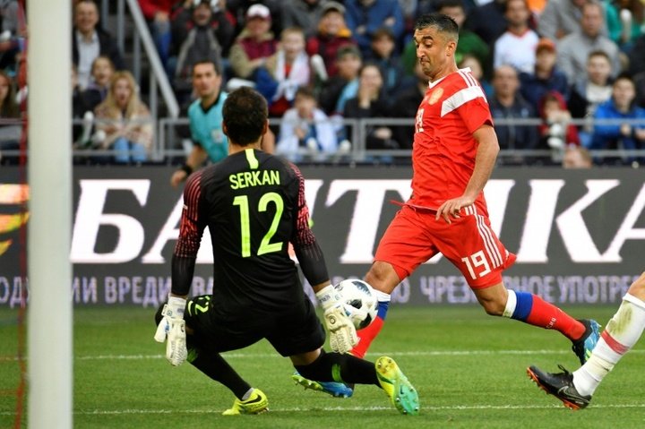 Russia held to a draw in last World Cup warm-up match