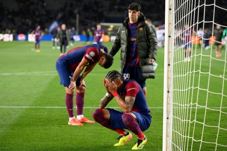La UEFA sanciona con 5 partidos al Barça por los incidentes ante el PSG