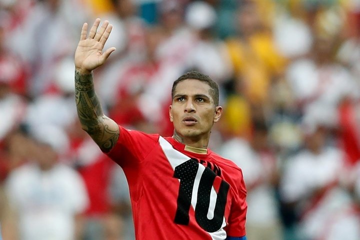 Guerrero cleared to play for Flamengo