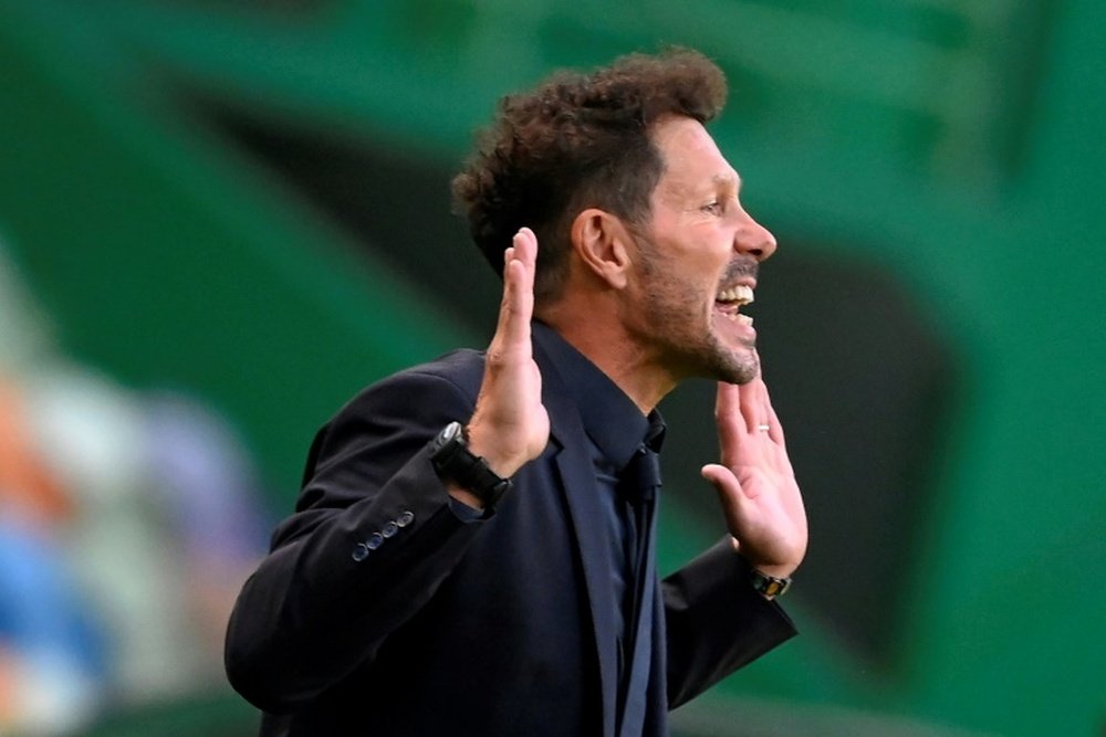 El Cholo Simeone quedó contento con la segunda parte en El Alcoraz. AFP