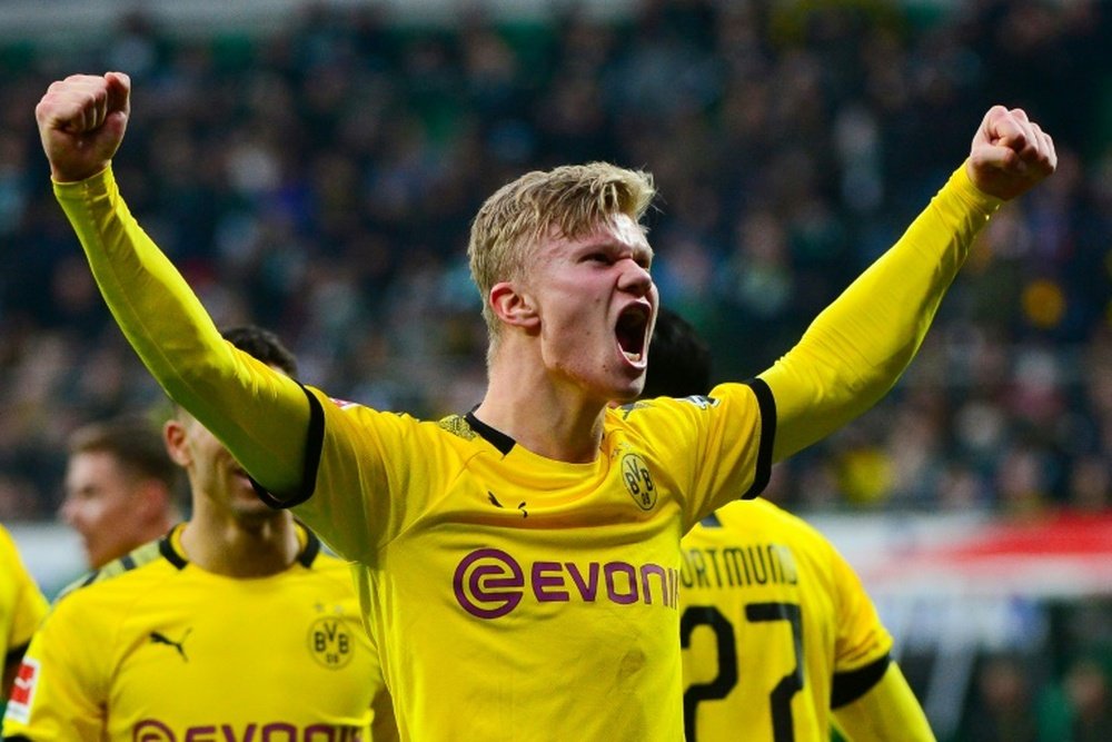 Haaland tuvo que llevar el '17' en su primer semestre en el Borussia. AFP/Archivo