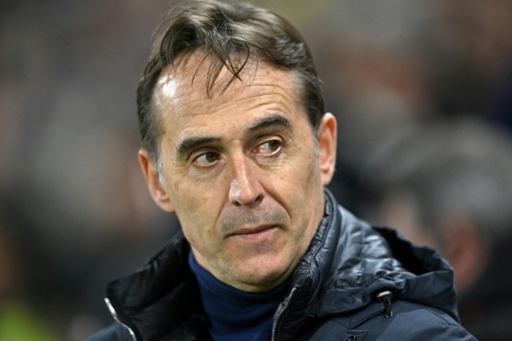 Former Wolves' boss Lopetegui in talks with West Ham