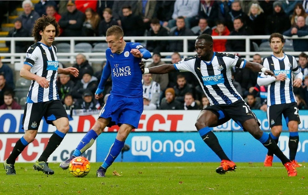 Leicester City striker Jamie Vardy (2L) equalled the record held since 2003 by former Manchester United striker Ruud van Nistelrooy when he took his scoring streak into double figures with a goal against Newcastle