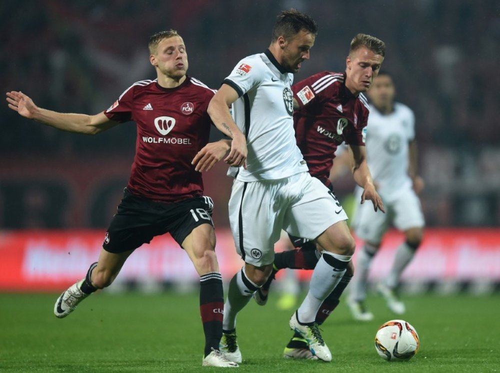 Eintracht Frankfurt managed to win the play off to remain in the Bundesliga. BeSoccer