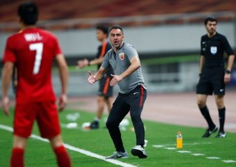 Vítor Pereira terá um novo desafio pela frente. O treinador português teria aceitado a oferta do Al Shabab, da Arábia Saudita.