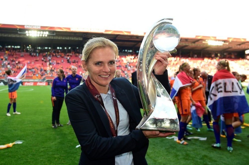 Nielsen, Precheur y Wiegman lucharán por premio al mejor técnico de fútbol femenino. AFP