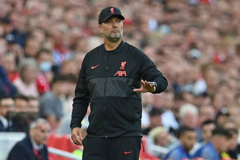 Klopp cree que los árbitros son demasiado permisivos. AFP