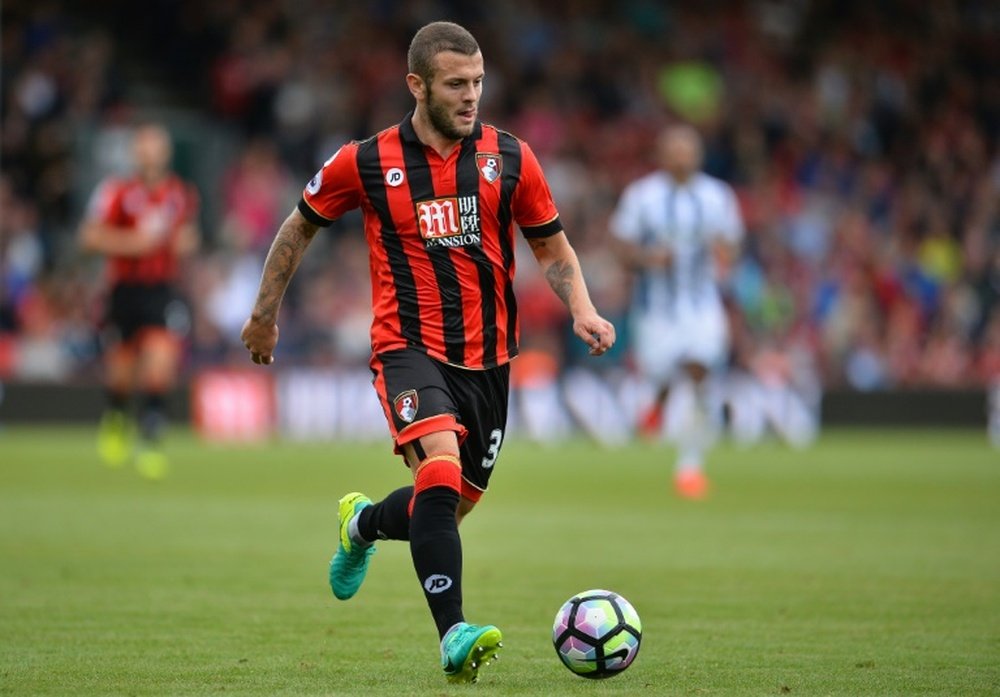 Bournemouth's midfielder Jack Wilshere controls the ball during the English Premier League football match between Bournemouth and West Bromwich Albion on September 10, 2016