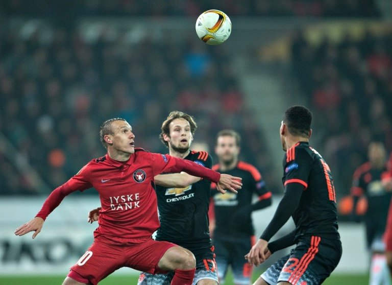 Van Gaal bemoans United's luck after Euro woe