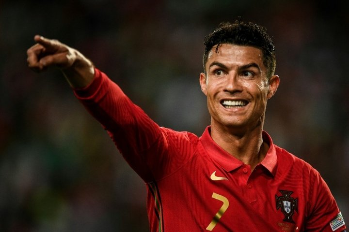 Cristiano Ronaldo podría fichar por la Roma. AFP