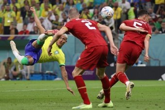 Nous savons maintenant qui a marqué le plus beau but de la Coupe du monde. Ceux qui ont participé au vote de la FIFA ont choisi Richarlison  pour son but en ciseaux contre la Serbie en phase de groupe.