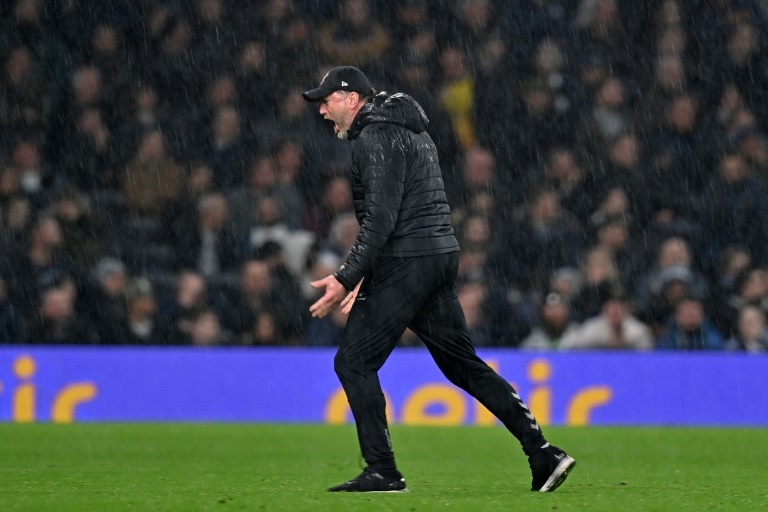 ï»¿PL spherical up: Spurs stunned by way of Southampton
