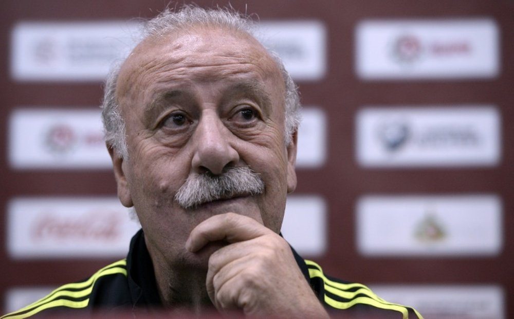 Spains Vicente del Bosque attends a press conference in Minsk, on June 13, 2015