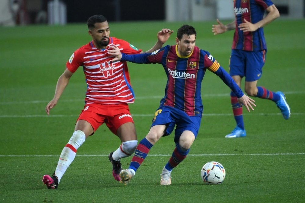 El futuro de Messi en el Barcelona no está claro. AFP