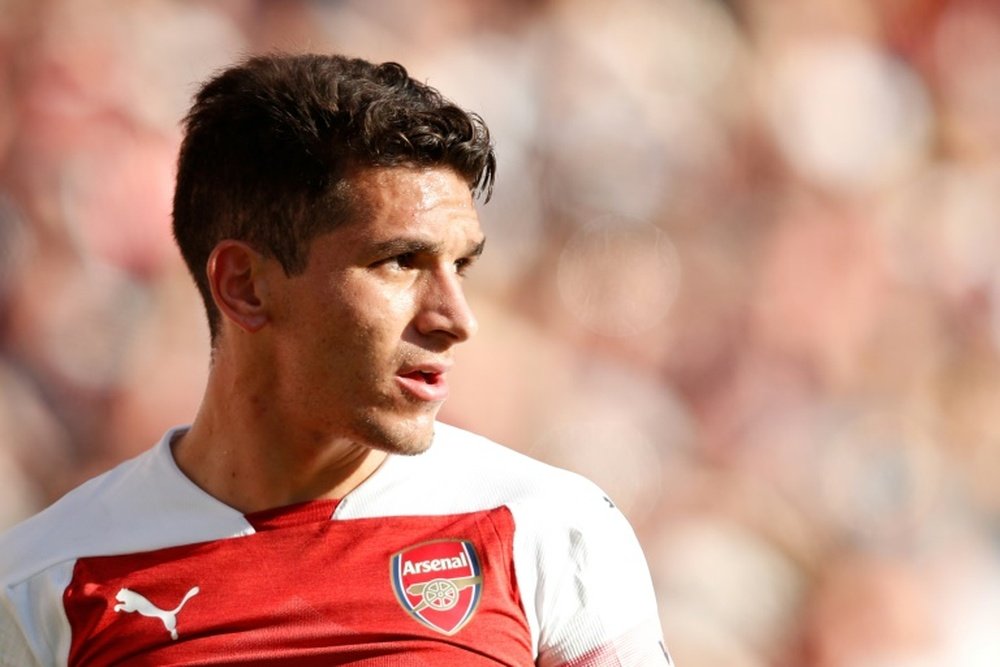 Lucas Torreira voltou a treinar com os colegas do Arsenal. AFP