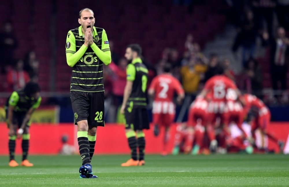 Bas Dost não irá defrontar o Benfica. AFP