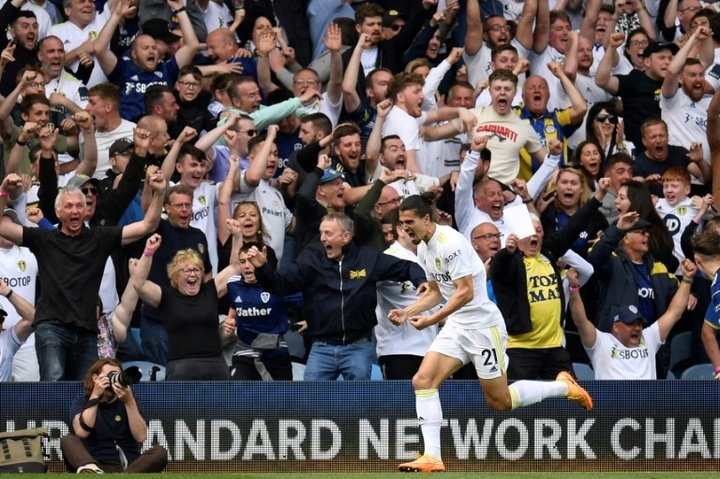 Leeds score leveller at the death to keep survival hopes alive