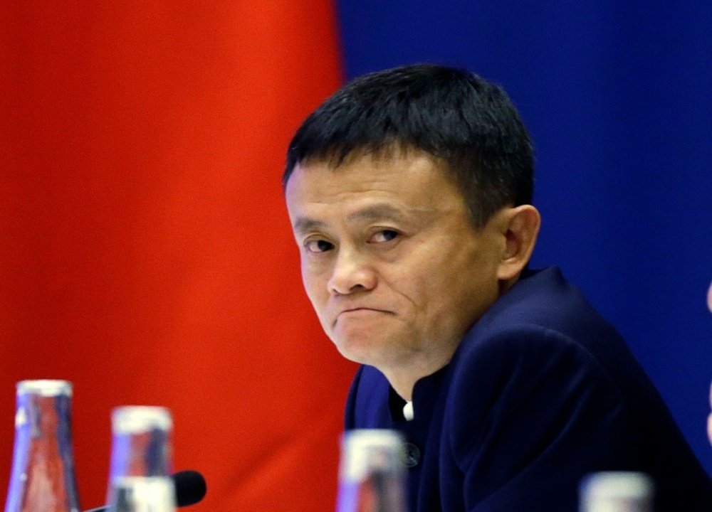 Alibaba CEO Jack Ma (L) is Chinas richest man, worth more than $33 billion according to the latest Bloomberg Billionaires ranking