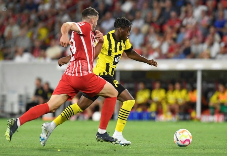 La Champions espera a Bynoe-Gittens, el otro 'crack' inglés del Borussia que pasó por el City
