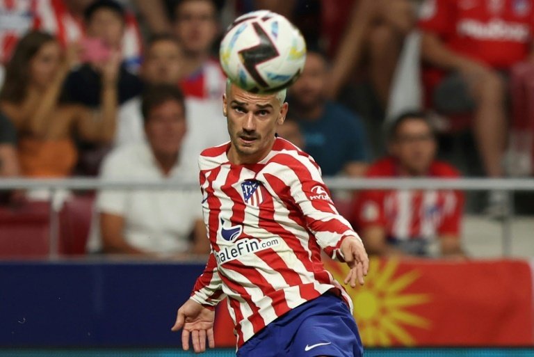 Griezmann is not thinking about packing his bags. EFE