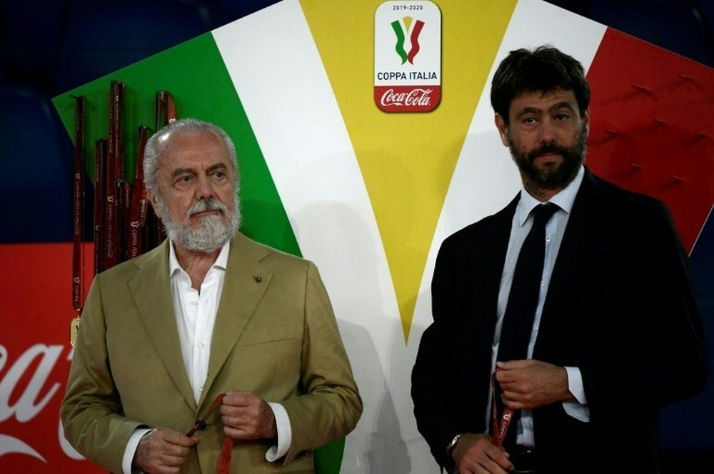 De Laurentiis considera que as ligas devem estar acima de tudo. AFP