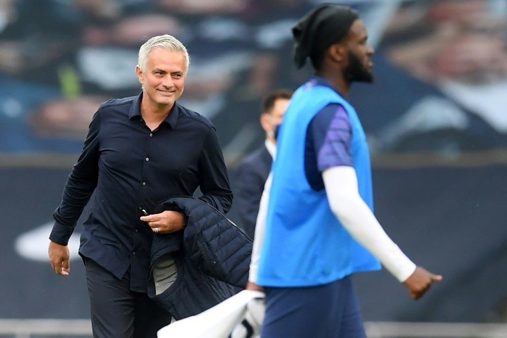 Mourinho se refirió al posible próximo fichaje del Tottenham. AFP