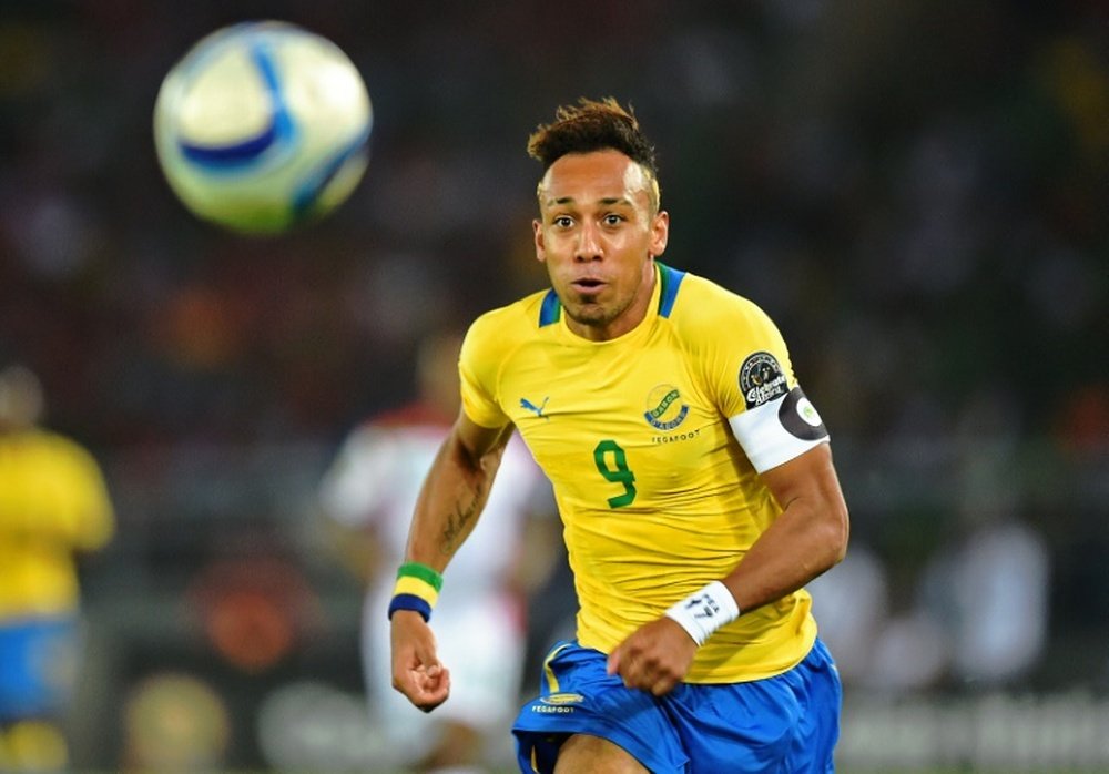 Gabons forward Pierre-Emerick Aubameyang runs after the ball during the 2015 African Cup of Nations group A football match between Burkina Faso and Gabon at Bata Stadium in Bata on January 17, 2015
