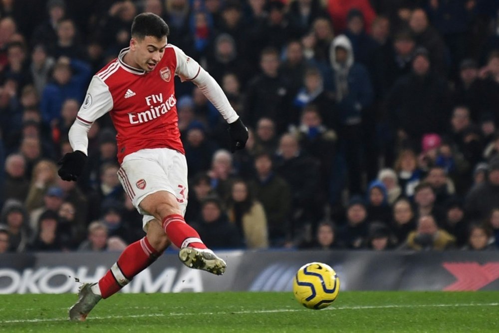 Sin dueño en el derbi de Londres. AFP