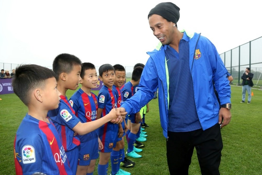 Ronaldinho, siempre admirado. AFP