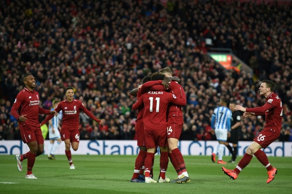 El Liverpool se divirtió a costa del Huddersfield. AFP