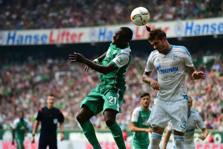 Rusia nacionalizará a Neustadter, defensa del Schalke 04