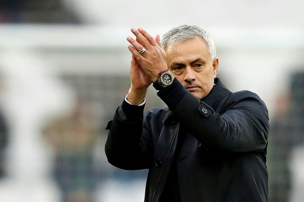 Mourinho colocou o Tottenham nas oitavas. AFP