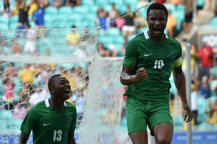 Mikel leaves Chelsea for China